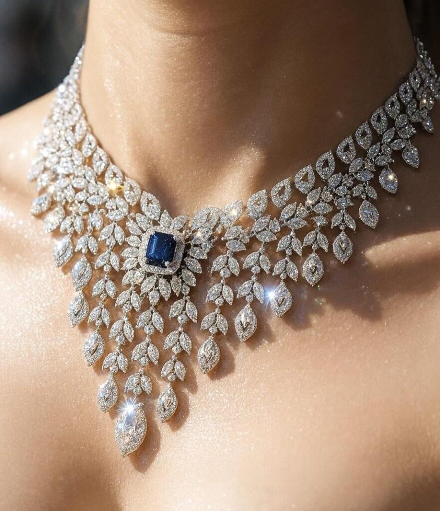 HOME neck 1